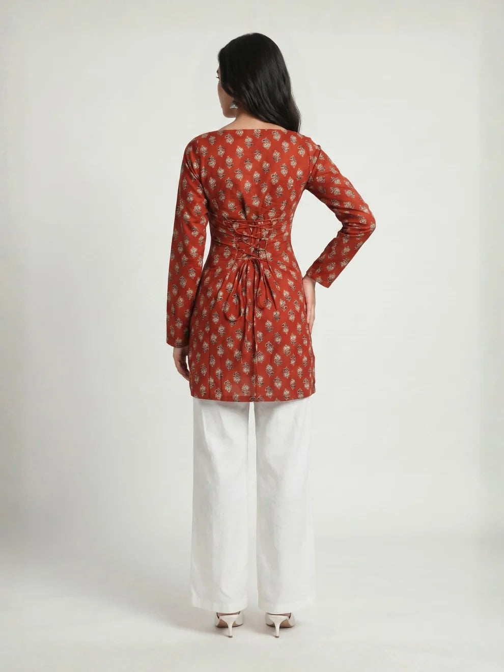 Jashn Sleeved Kurti